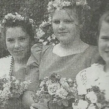 Tarvin Carnival Queen Jun 1997 PhotoScan
