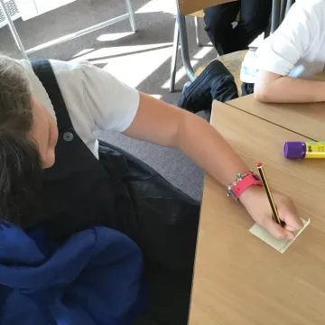 FC4FF832-EF28-44D8-BFB2-2E0E6ECD036E