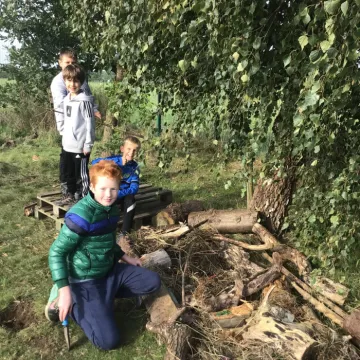 06F45AE6-1FB9-4583-9632-BCA6723B2163