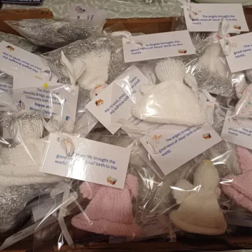 Knitted Angels Ready to Give With Love