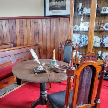 Interior 2
