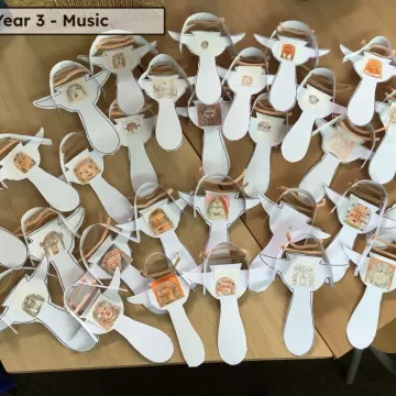 music Y3
