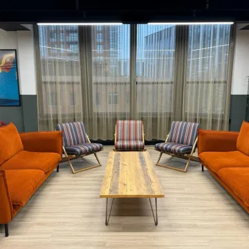 Ede18eb6-8a09-4754-B085-5cc7db