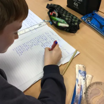 5d048fff-F645-4f72-9f72-Fef1e5794e54