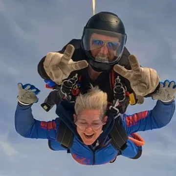 Anna – SkyDive