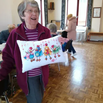 Knit and Chat cushion