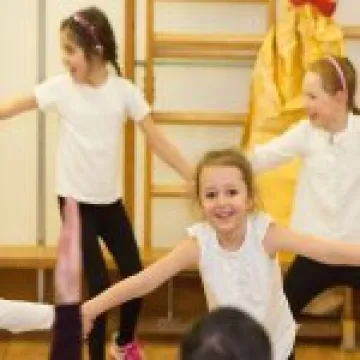 Dance Festival 28