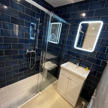 Onyx Level Access Bay