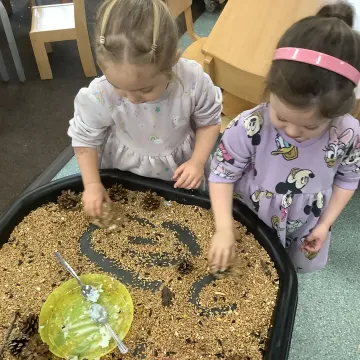 F42a8544-A8b1-4bee-8f14-A87c81ebe220