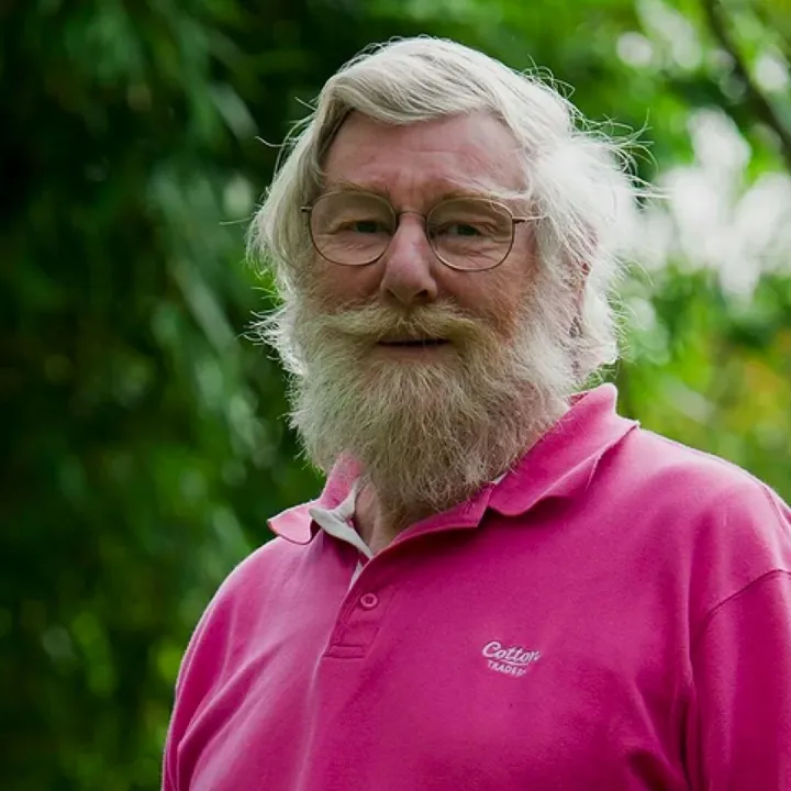 Peter Aldington