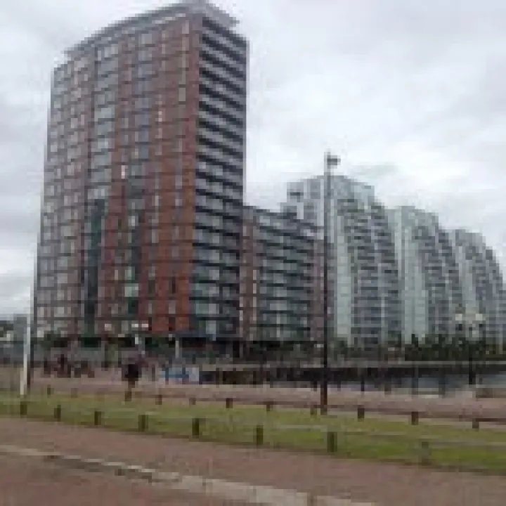 Salford Quays Housing