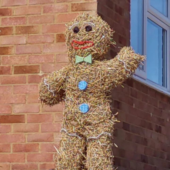 Image: 104_Steve Connelly_Ginger Bread Man 02