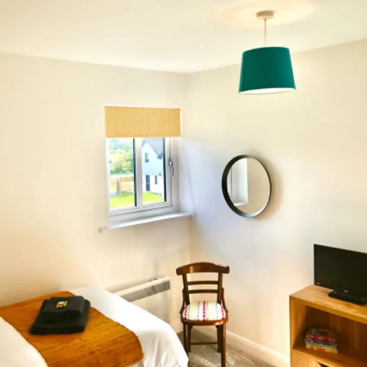 Twin room 4