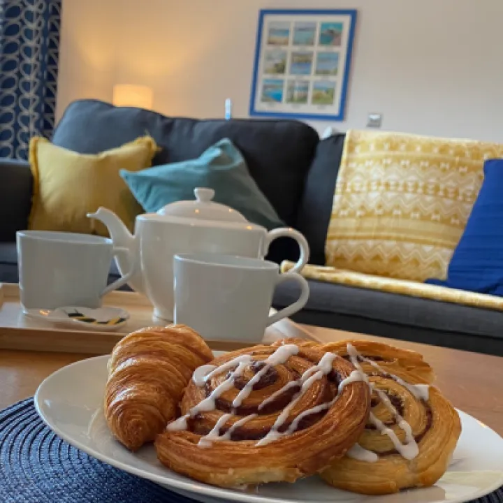 Breakfast in the lounge