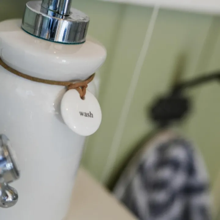 Overwater Luxury Glamping Hodnet Interior 39