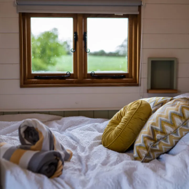 Overwater Luxury Glamping Wellington Interior 21