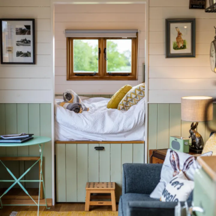 Overwater Luxury Glamping Wellington Interior 27