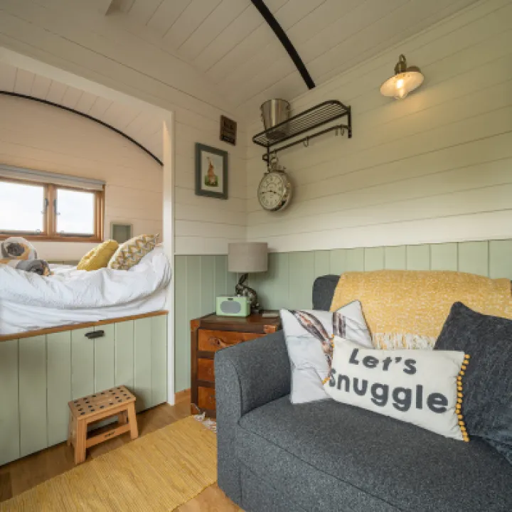 Overwater Luxury Glamping Wellington Interior 5