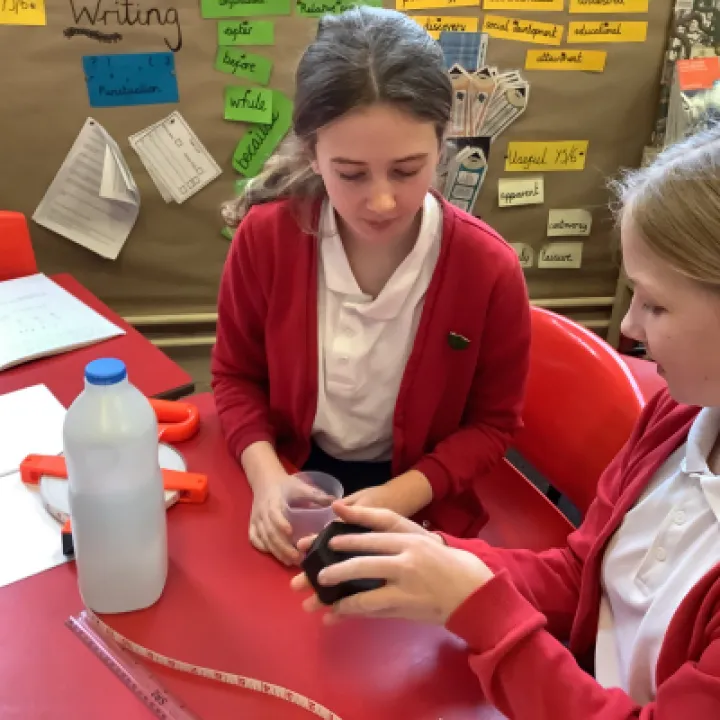 D60FAEA7-DEF6-405D-BE33-064644A0C646