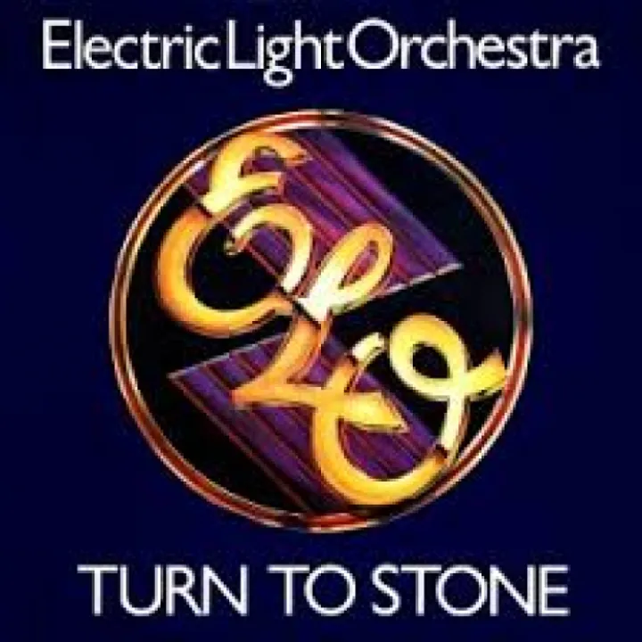 Elo turn to stone