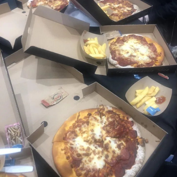 421239449_1754416181733515_742