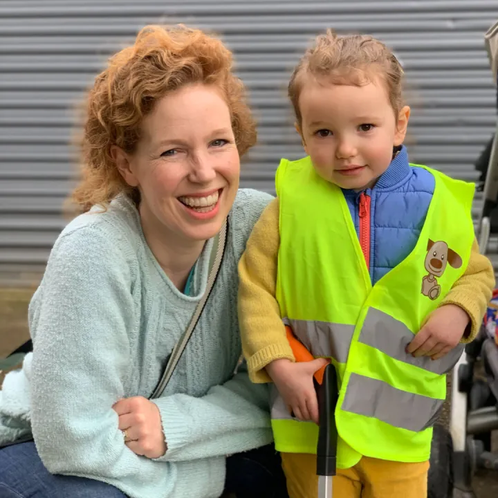 LITTER PICK / Many kind volunteers  ...
