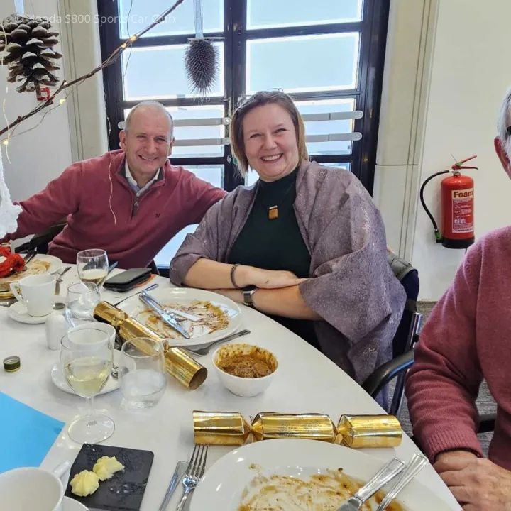 439fd676-4c05-4373-8165-Fa0376bfd329