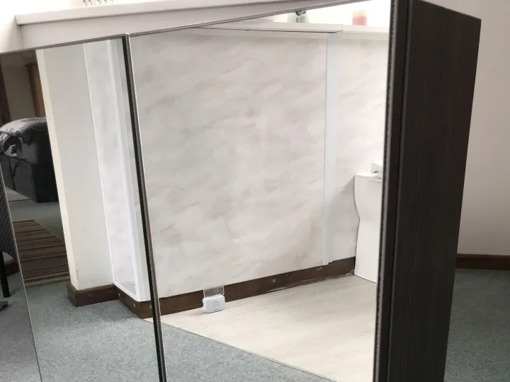 Items for sale
– Wall Hung Bathroom Mirror £125.00
