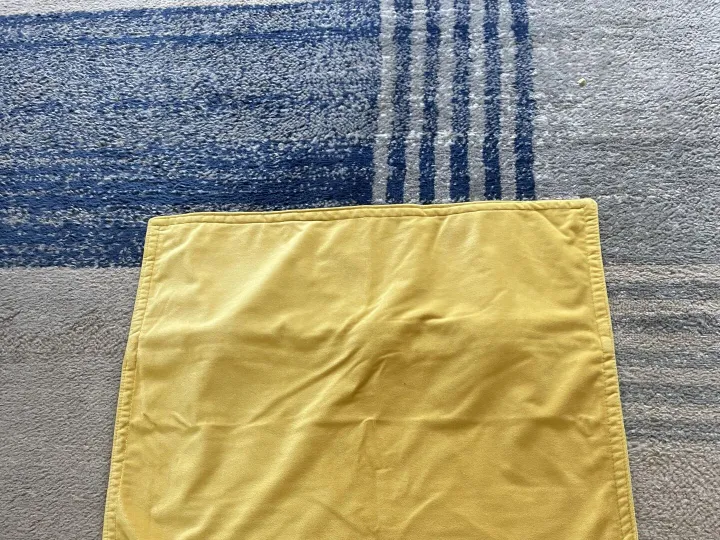 Items for sale
– Velvet cushion covers £4 each – both for £7