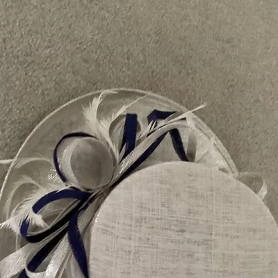 Items for sale
– Grey hat £15