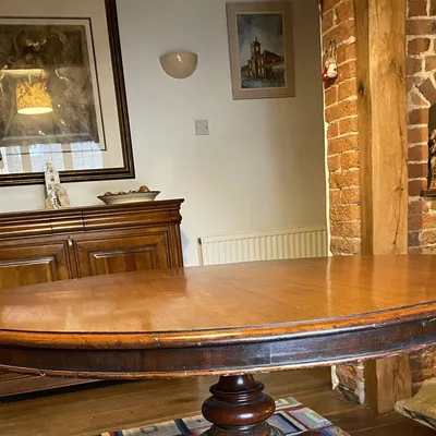 Items for sale
– Mahogany table & 4 chairs £150.00