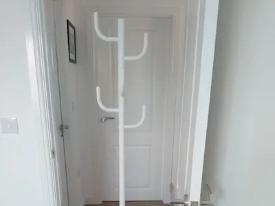 Items for sale
– Habitat coat stand.White Steele H 172cm £5