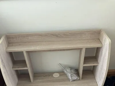 Items for sale
– Wall mounted desk ideal for children/laptop £15