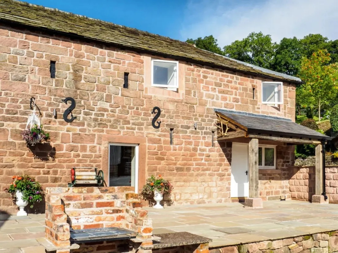Otters Retreat holiday cottage at Mellor Knowl Farm