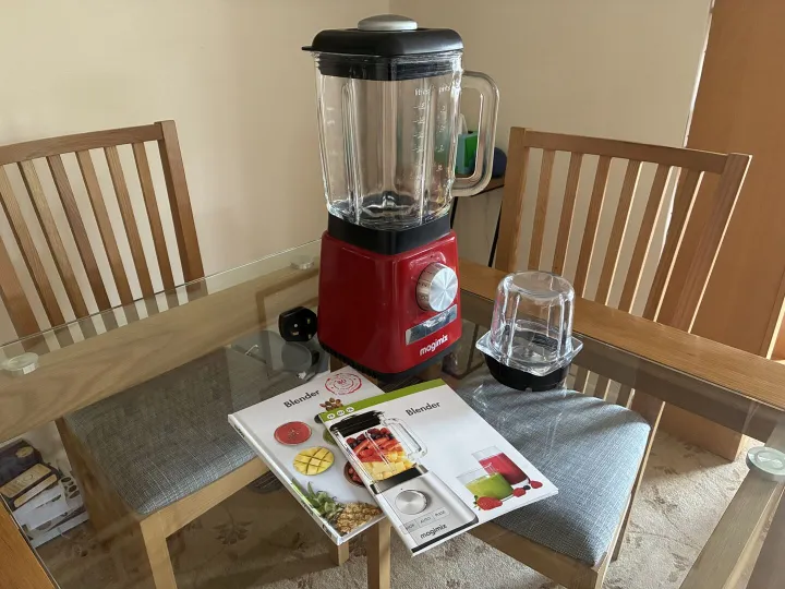 Items for sale
– MAGIMIX BLENDER & MILL £80