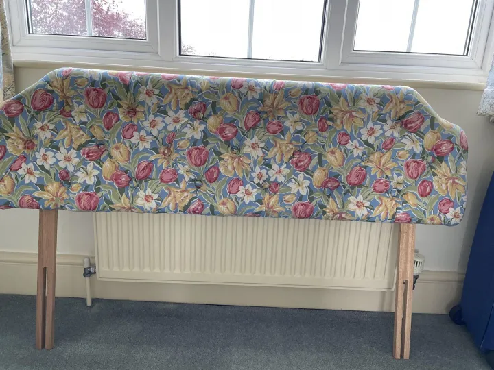 Items for sale
– Laura Ashley Headboard £40