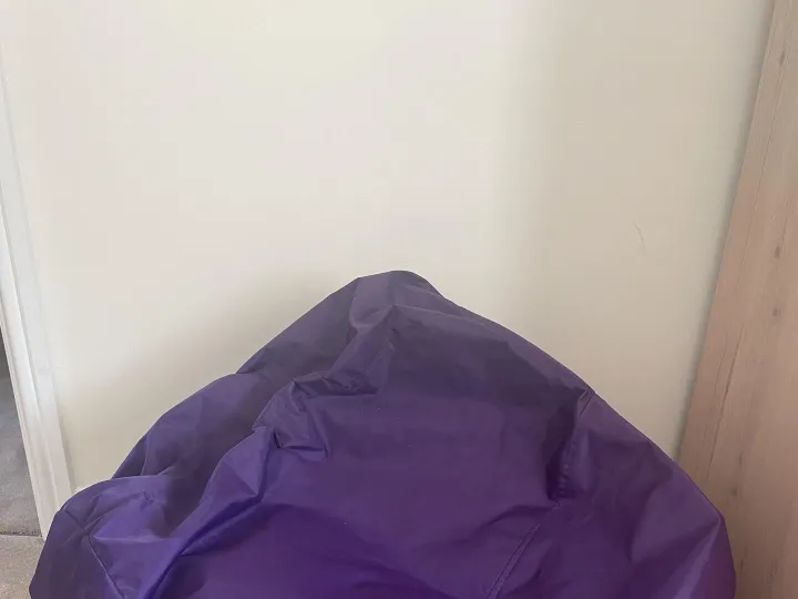 Items for sale
– Extra large Adult Bean bag £20