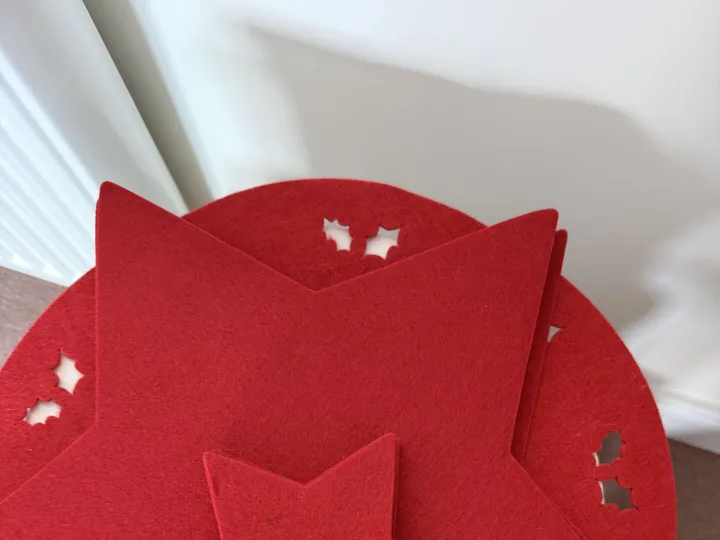 Items for sale &ndash; Red felt table decorations &pound;5
