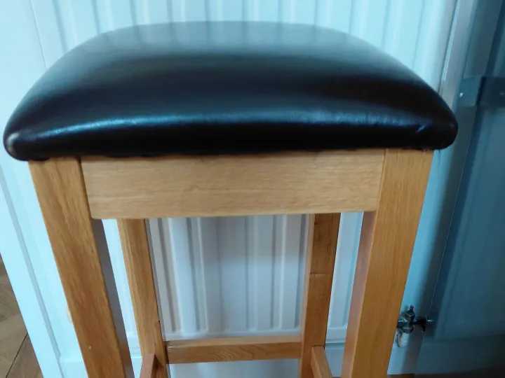 Items for sale &ndash; Padded bar stool &pound;15