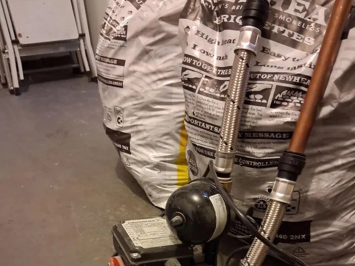 Items for sale
– Grundfos Pump Type SSR2-2.0 CN £55