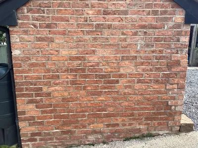 Items for sale
– Reclaimed bricks 1