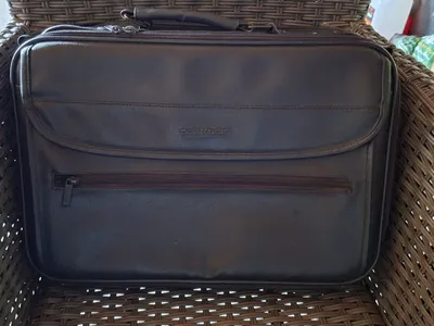 Items for sale &ndash; Black leather multi compartment lap top bag 8.00