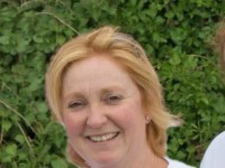 Helen Lewis