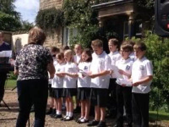 Dodworth Garden Party &ndash; Keresforth Primary School