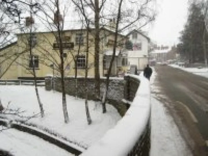 Bridge Inn snow
