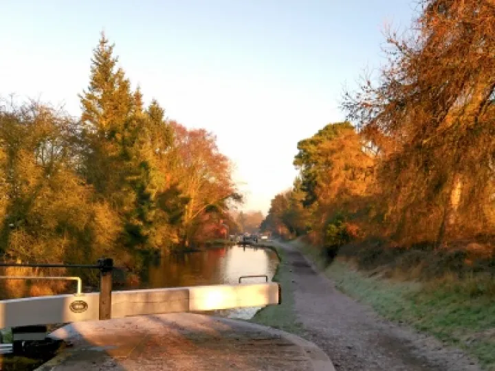Canal Colours