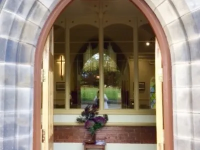Haslandentrance