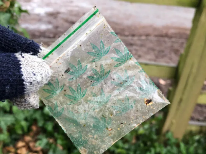 Litter pick 2 Cannabis bag
