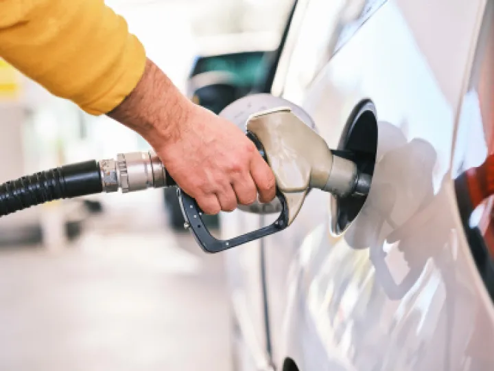Filling car with petrol