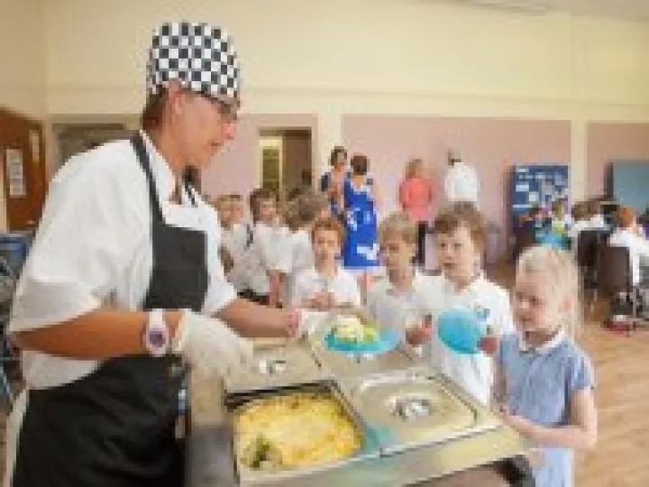 School lunch 01